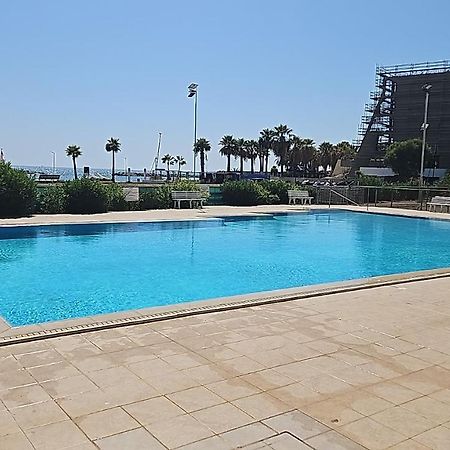 בורוקליני Julie'S Beach House מראה חיצוני תמונה
