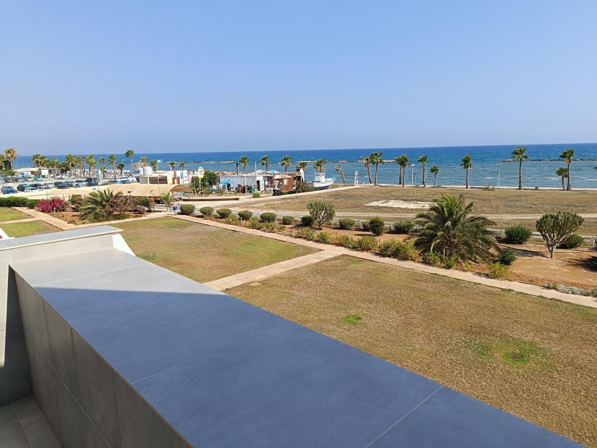 בורוקליני Julie'S Beach House מראה חיצוני תמונה