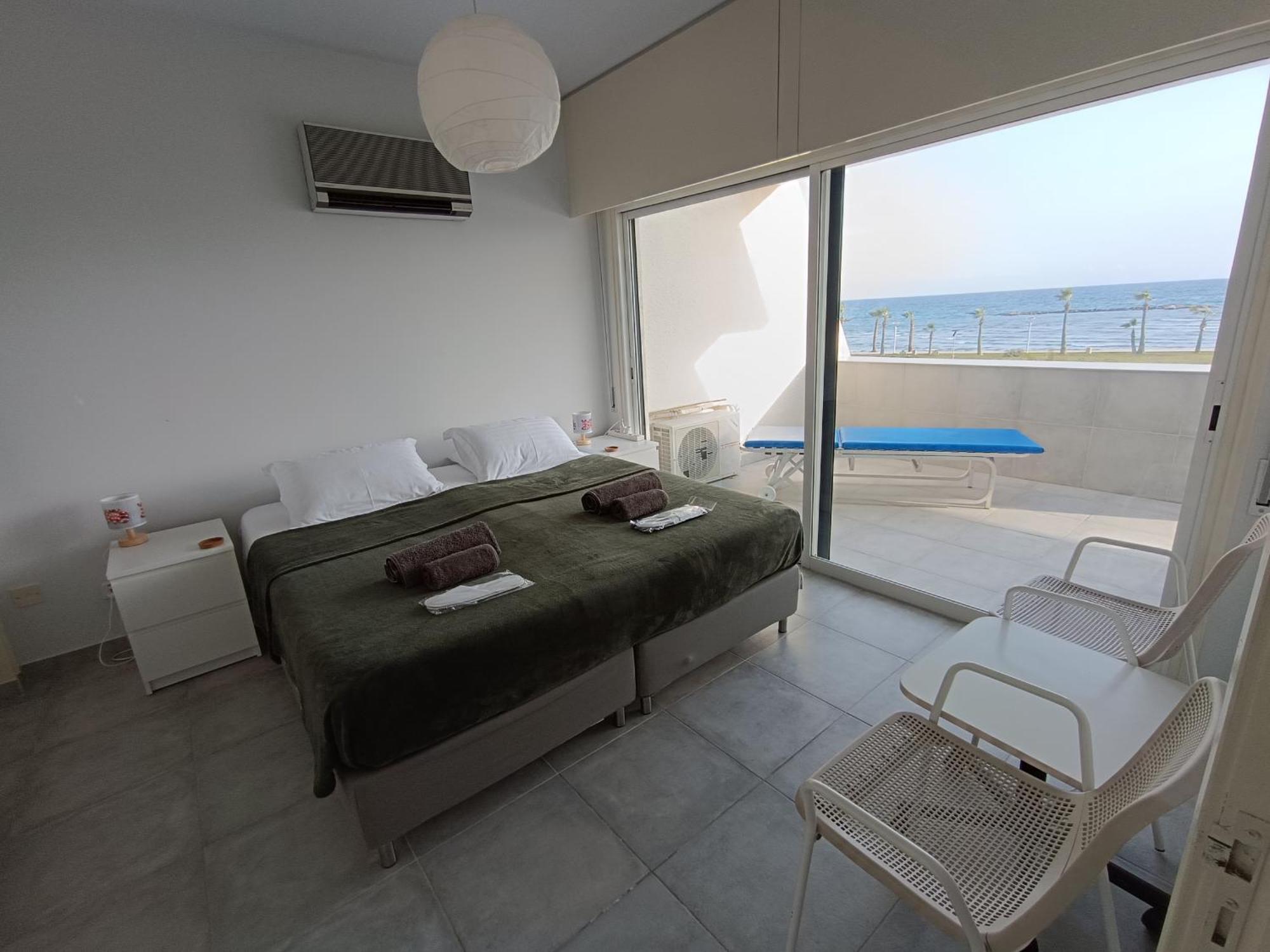 בורוקליני Julie'S Beach House מראה חיצוני תמונה