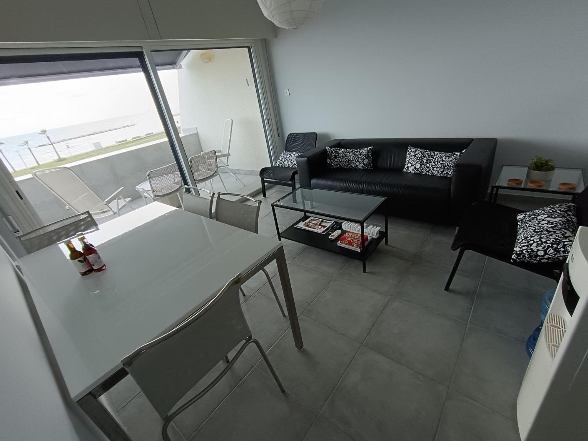בורוקליני Julie'S Beach House מראה חיצוני תמונה