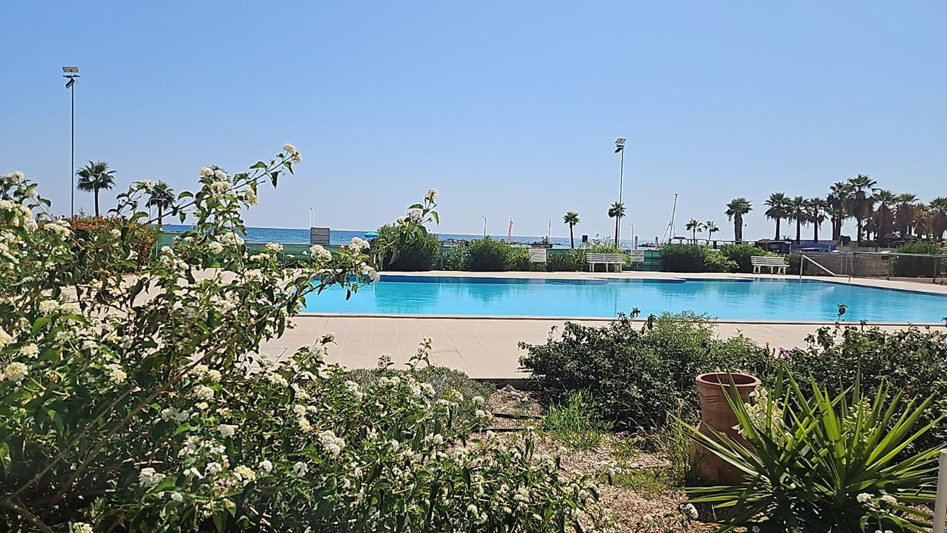 בורוקליני Julie'S Beach House מראה חיצוני תמונה