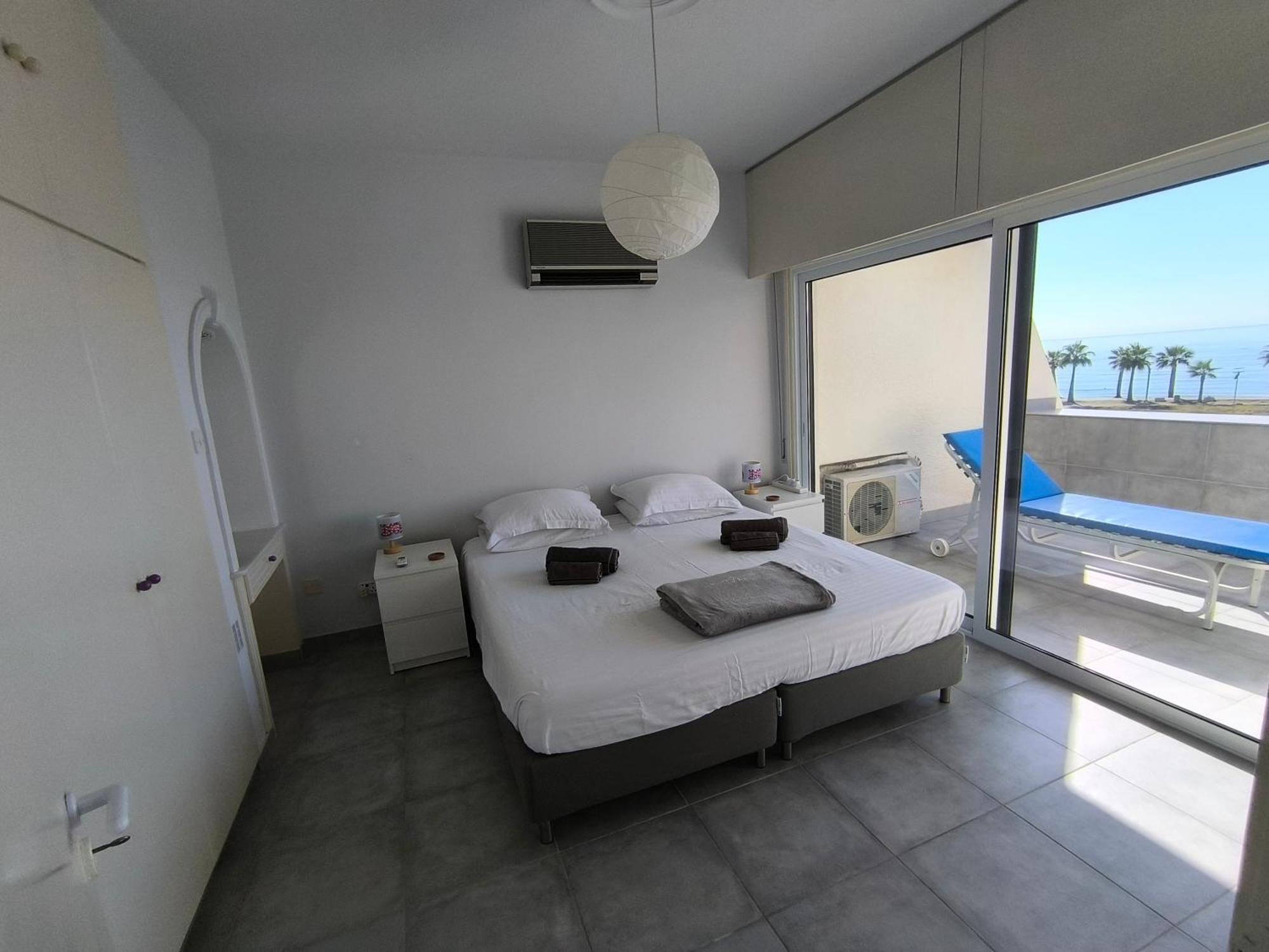 בורוקליני Julie'S Beach House מראה חיצוני תמונה