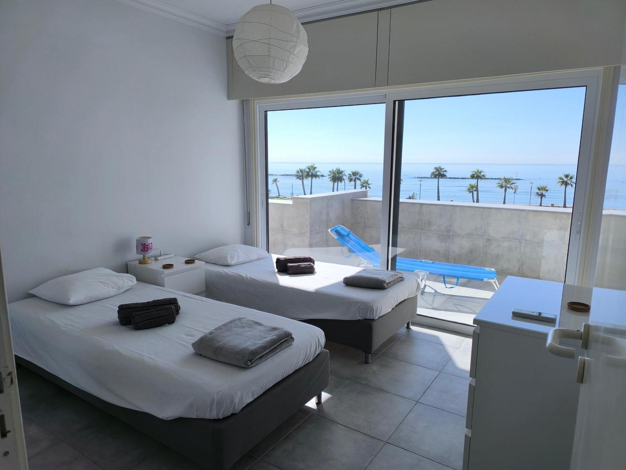 בורוקליני Julie'S Beach House מראה חיצוני תמונה