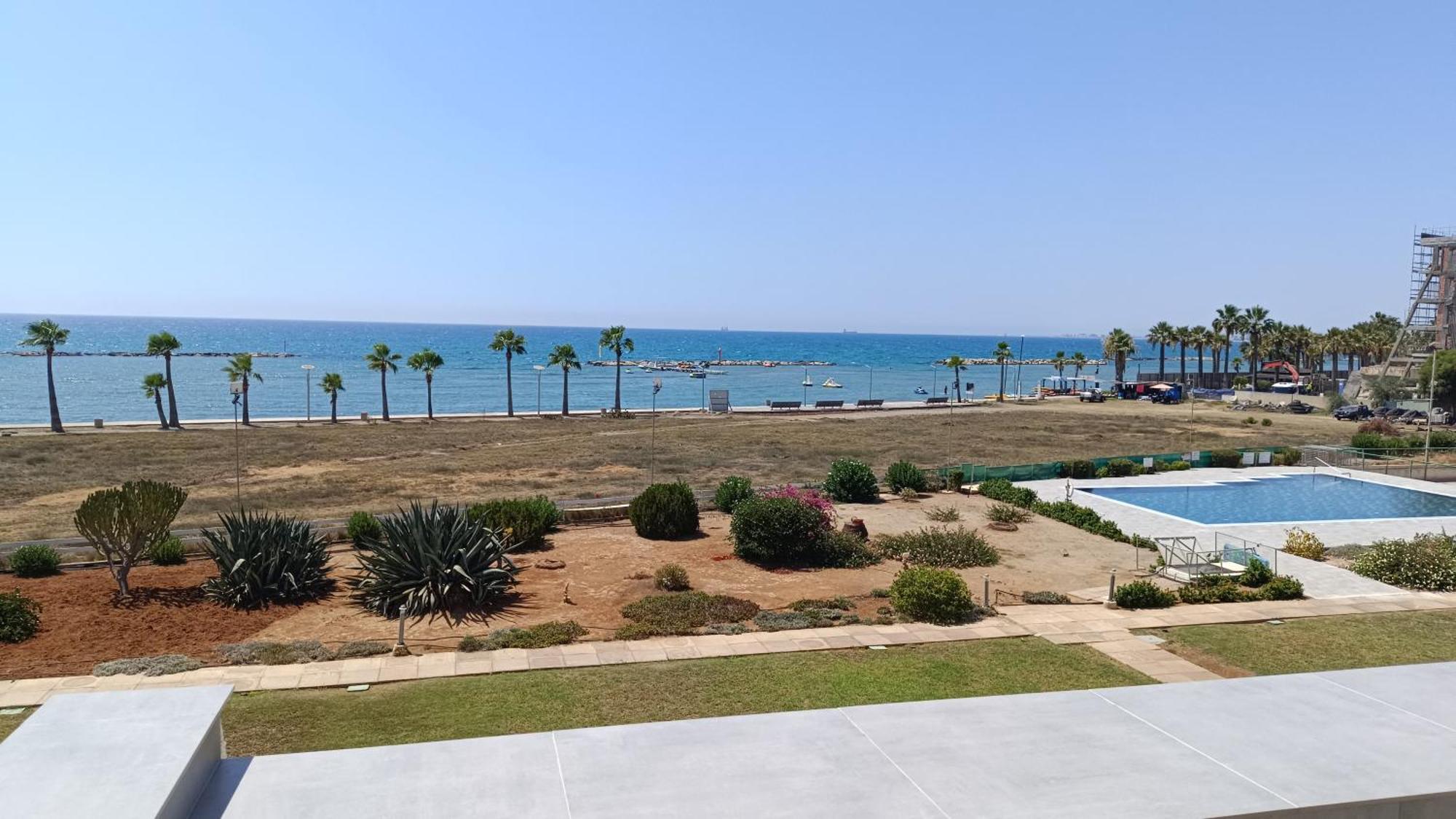 בורוקליני Julie'S Beach House מראה חיצוני תמונה